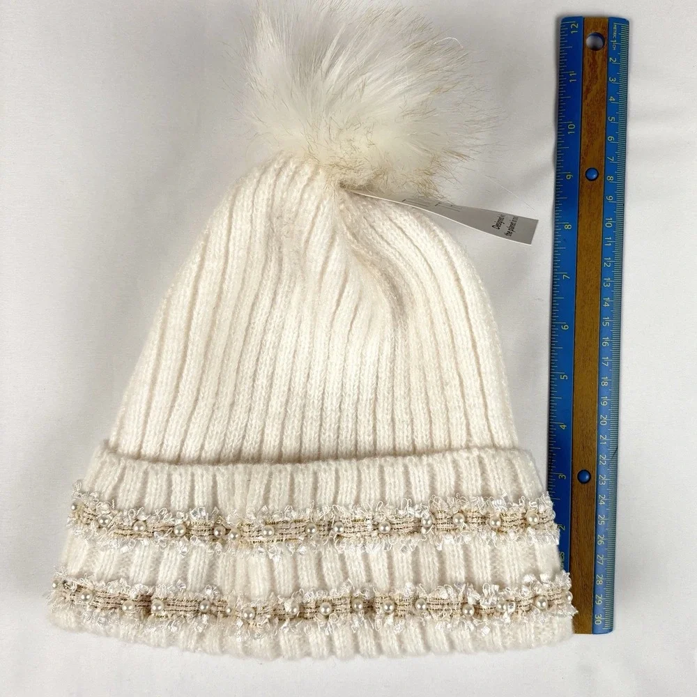 NWT Time and Tru Cream Knit Beanie Hat w/ Faux Fur Pom & Pearl Trim‎